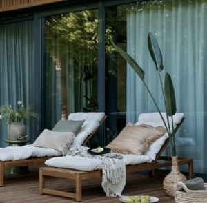 The Terrace Dgtype 全居室に面するL字型テラスを設けた [結の邸]