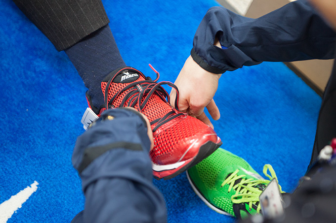 ただしい靴ひもの結び方1